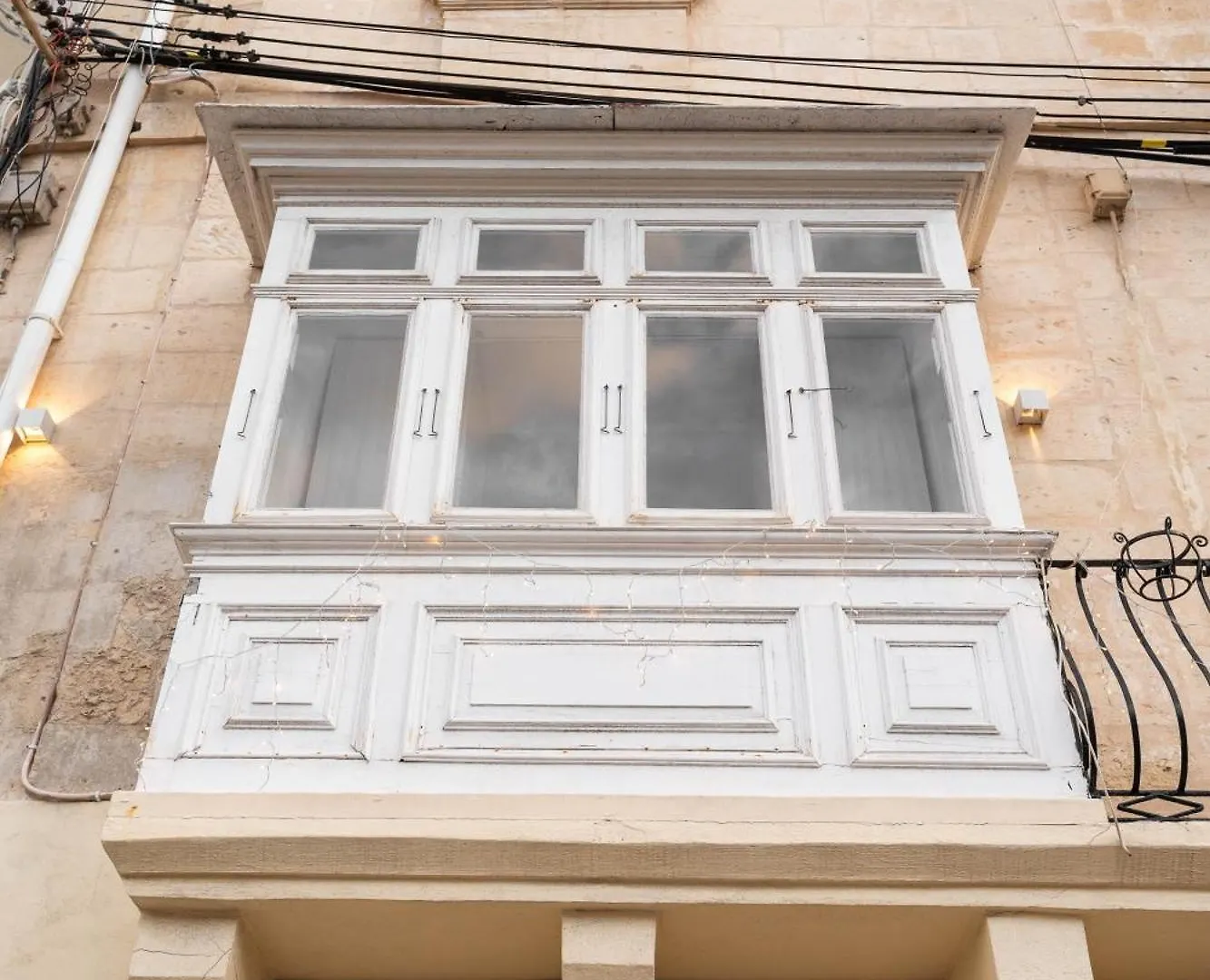 The Rose Hostel Saint Julian's Malta