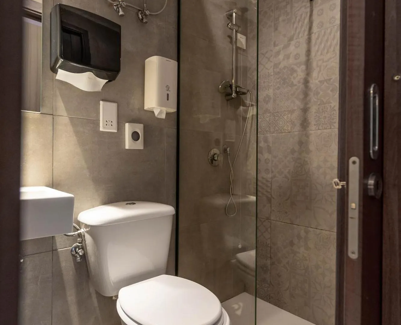 The Rose Hostel San Giuliano